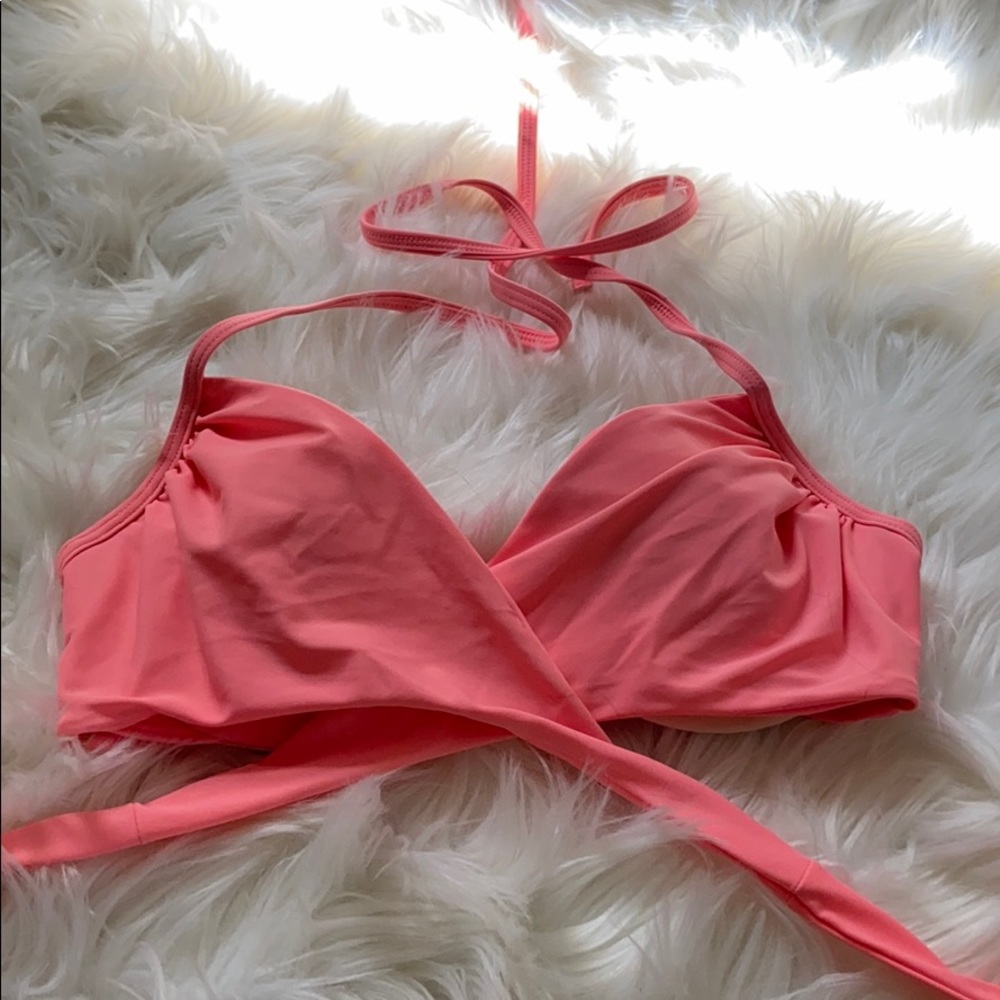 VS bikini